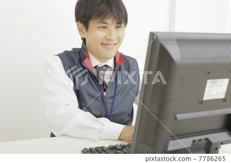 Mass store sales clerk 7786265