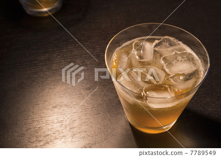 Plum wine soda 7789549