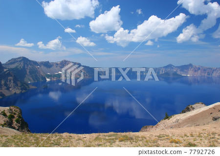 Crater Lake Crater Lake 7792726