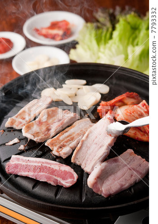 Korean barbecue 7793332