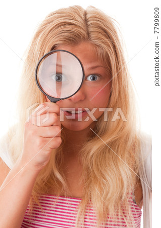 Magnifying glass Magnifying glass 7799809