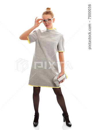 Beautiful young woman in dress 7800036