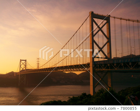 Kanmon bridge at dusk Kanmon bridge at dusk 7800855