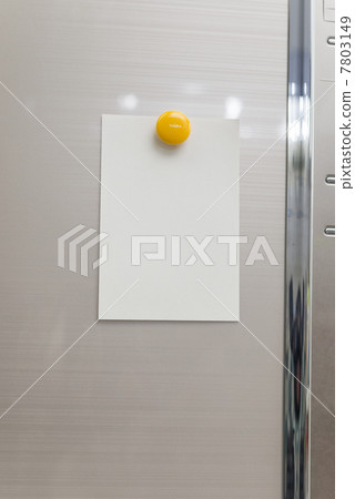 記事本卡在冰箱門上 記事本卡在冰箱門上 7803149