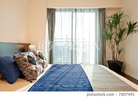 bedroom bedroom 7807491