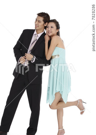 Portrait of young couple 7828286