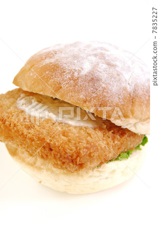 Delicious fish fried sandwich 7835227