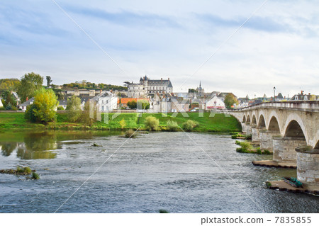 Old town of Amboise, France Old town of Amboise, France 7835855