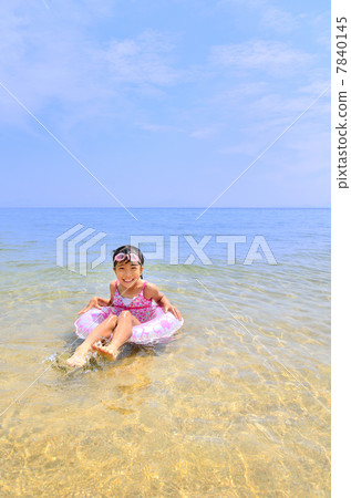 喜歡游泳的女孩 7840145