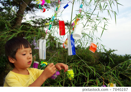 Bamboo decorations and children in Tanabata 7840287
