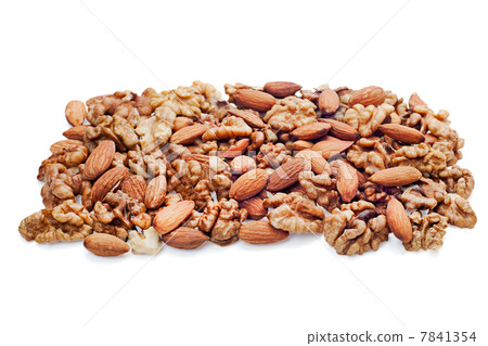 Group of assorted nuts isolated on white background Group of assorted nuts isolated on white background 7841354