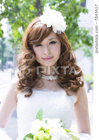 Bridal image women in their twenties 7843617