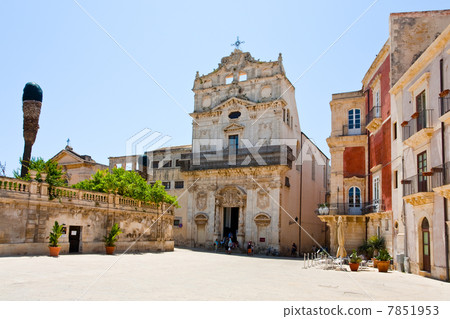 medieval Episcopal Palace in Syracuse 7851953