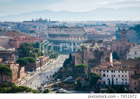 Via dei Fori Imperiali to Coliseum, Rome 7851972