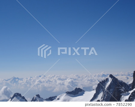 The sea of clouds in the Alps 7852290