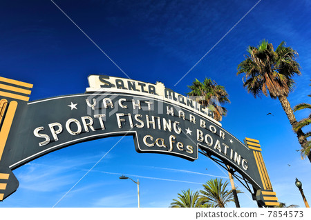 聖塔莫尼卡的藍天 7854573