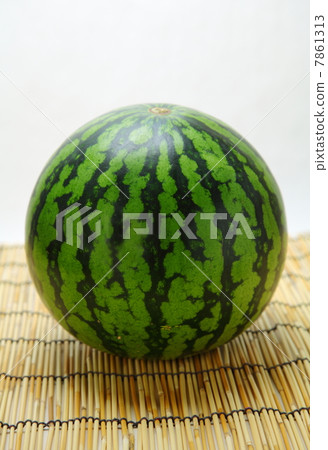 一個西瓜 一個西瓜 7861313