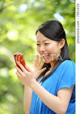Girls using smartphones · rejoice Girls using smartphones · rejoice 7861816