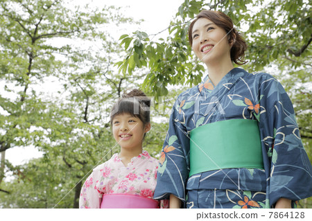 浴衣的父母子女 浴衣的父母子女 7864128