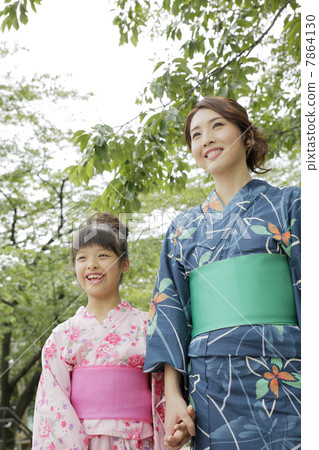 浴衣的父母子女 浴衣的父母子女 7864130