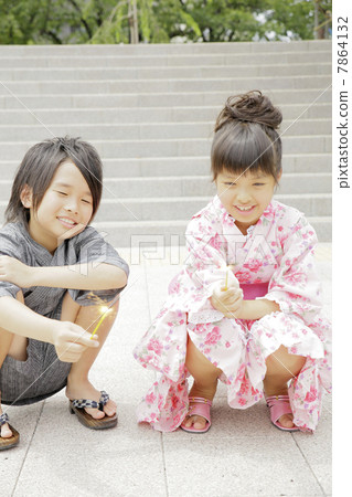 浴衣在煙花 7864132