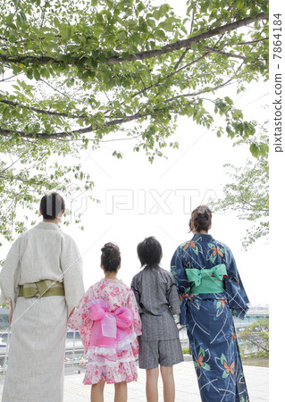 Yukata family 7864184