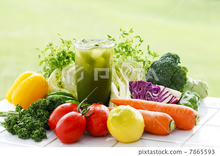 Vegetable juice  7865593