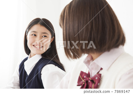 School girls studying School girls studying 7869147