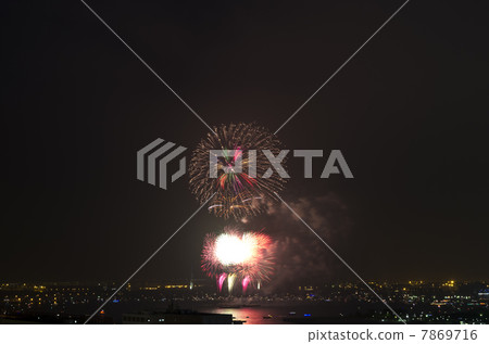 橫濱港的煙花 橫濱港的煙花 7869716