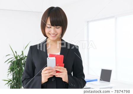 young woman      7874798