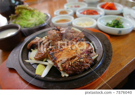 Calbee與骨頭 7876040