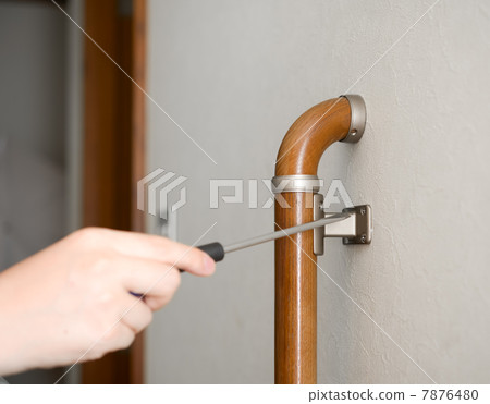 Attach a handrail 7876480