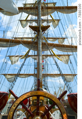 Old ship wheel Old ship wheel 7880100