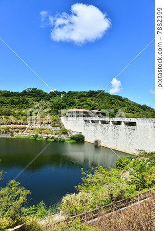 Kinjo Dam 7882399