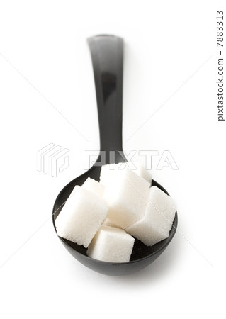 Sugar in spoon 7883313