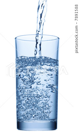 Water glass isolated 7891588