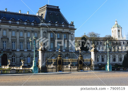 Brussels Brussels 7909519