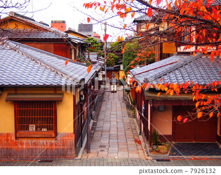 秋天石牆道路 7926132