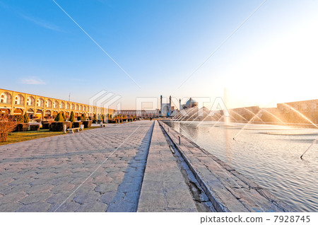 Iran's World Heritage Imam Plaza (Iran, Isfahan) 7928745