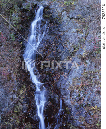 深秋3頭落瀑布 深秋3頭落瀑布 7928858