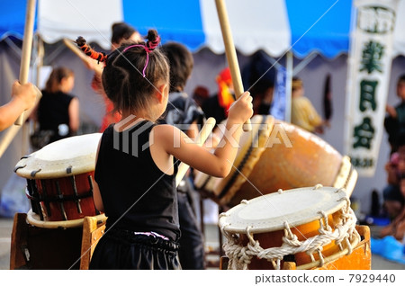 Summer festival Japanese drum performance Summer festival Japanese drum performance 7929440