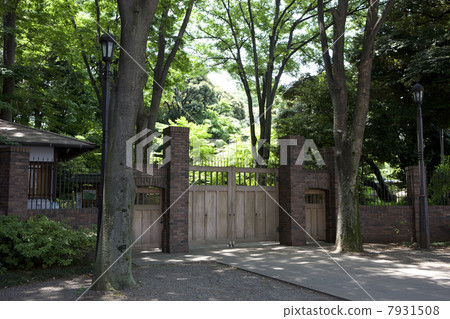 Rokuonjyu Daimon Gate 7931508