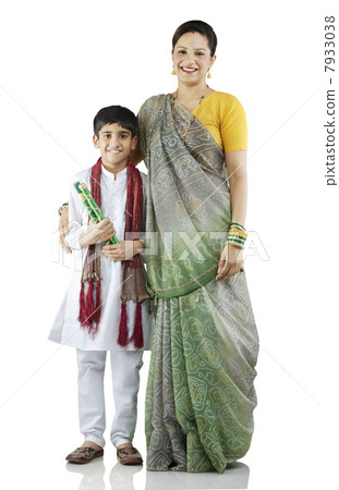 Gujarati mother and son 7933038