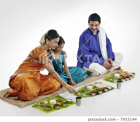 South Indian family having lunch 7933144