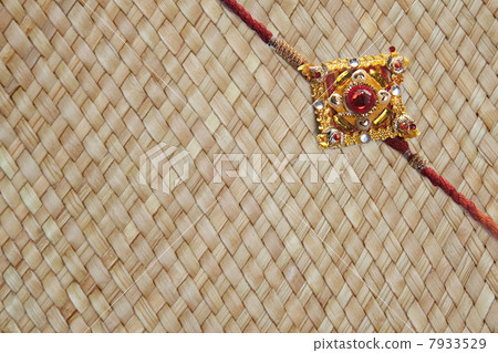 Close-up of Rakhi 7933529