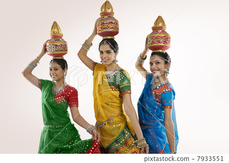 Gujarati women holding a kalash Gujarati women holding a kalash 7933551