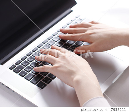 工作的婦女的手 7938211