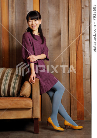 女子 7938695