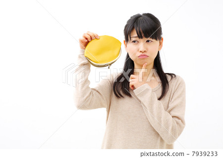 A woman who turns his wallet 7939233