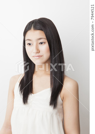 A straight black hair lady 7944521